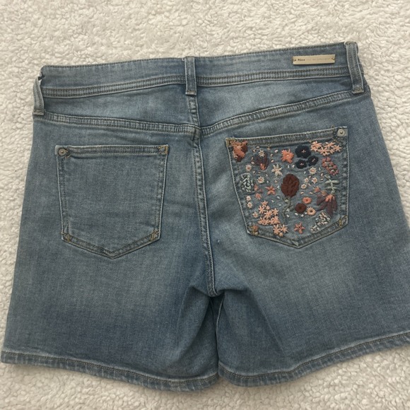 Pilcro & Letterpress Anthropologie Slim Boyfriend Denim Shorts Embroidered Sz 28 - Picture 6 of 13